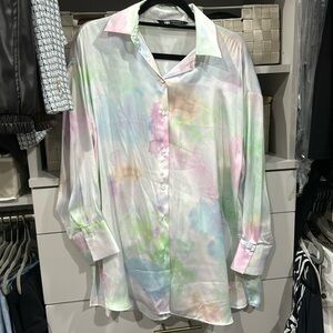 Zara NWOT oversized satin tie dye shirt